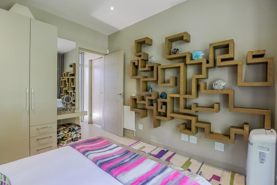 6 Bedroom Property for Sale in The Islands Estates North West